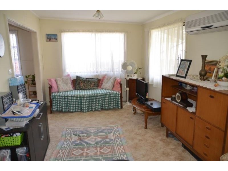 8 Fotheringham St, Wingham NSW 2429