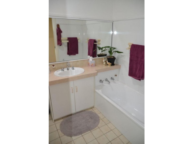 8 Fotheringham St, Wingham NSW 2429