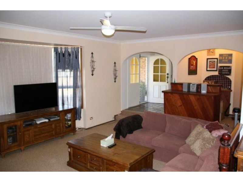 1 Brushbox Cl, Wingham NSW 2429