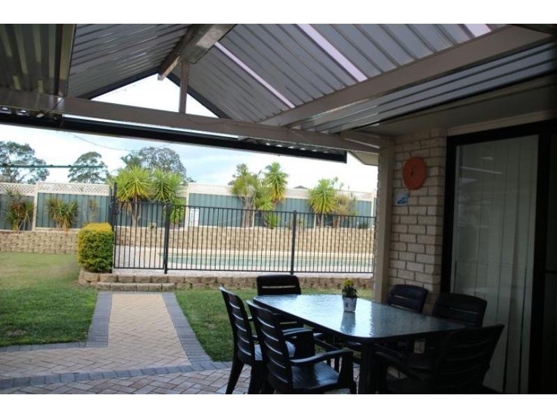 2 Vista Dr, Wingham NSW 2429