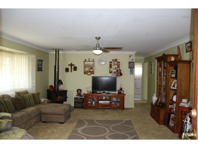 12 Burdett St, Tinonee NSW 2430