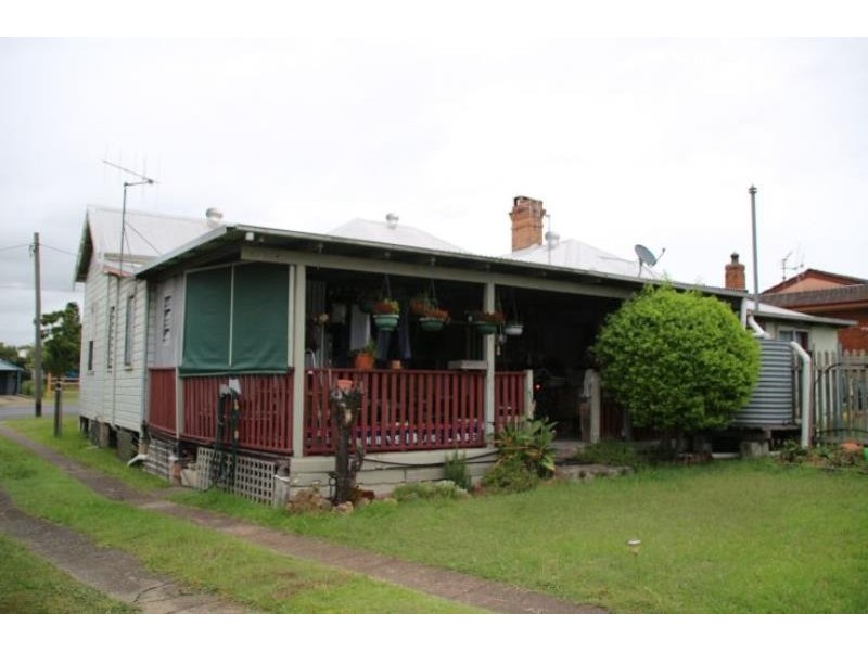125 Isabella St, Wingham NSW 2429