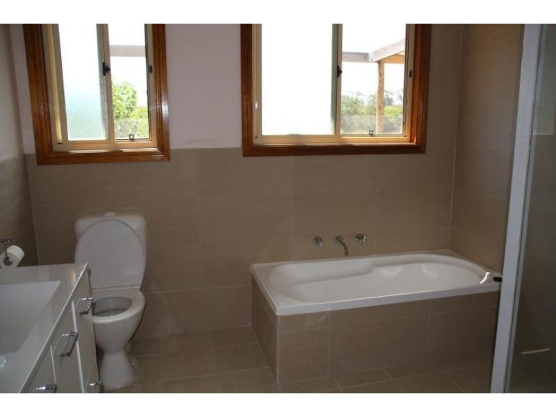 13 Appletree St, Wingham NSW 2429