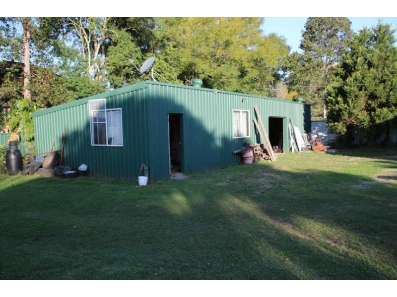 7 East Combined St, Wingham NSW 2429