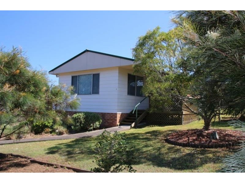 6 Gollan St, Wingham NSW 2429