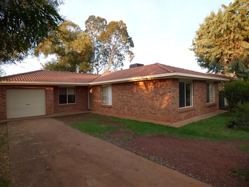30 Davidson Dr, Dubbo NSW 2830