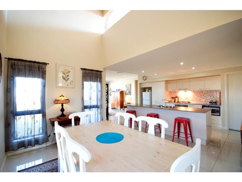 10 Dalbeattie Cres, Dubbo NSW 2830