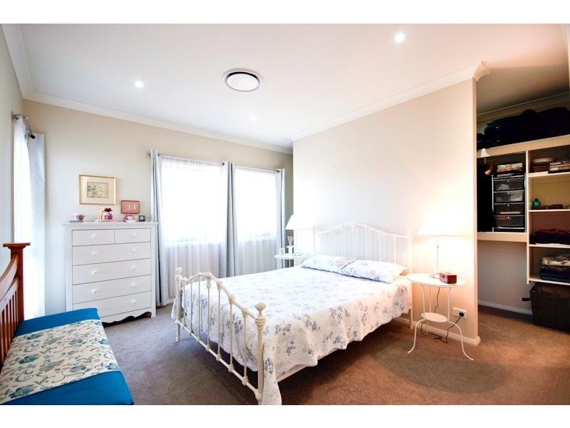 10 Dalbeattie Cres, Dubbo NSW 2830