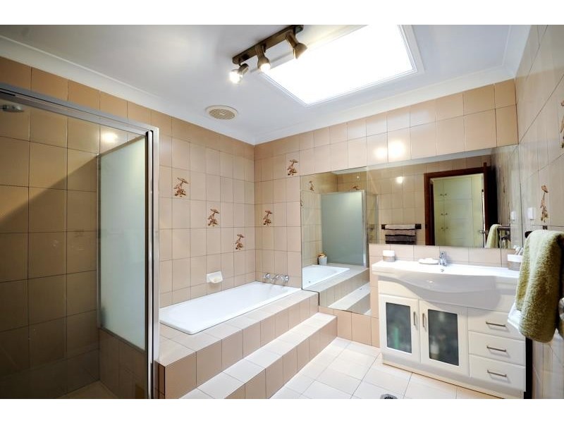 8R Angle Park Rd, Dubbo NSW 2830