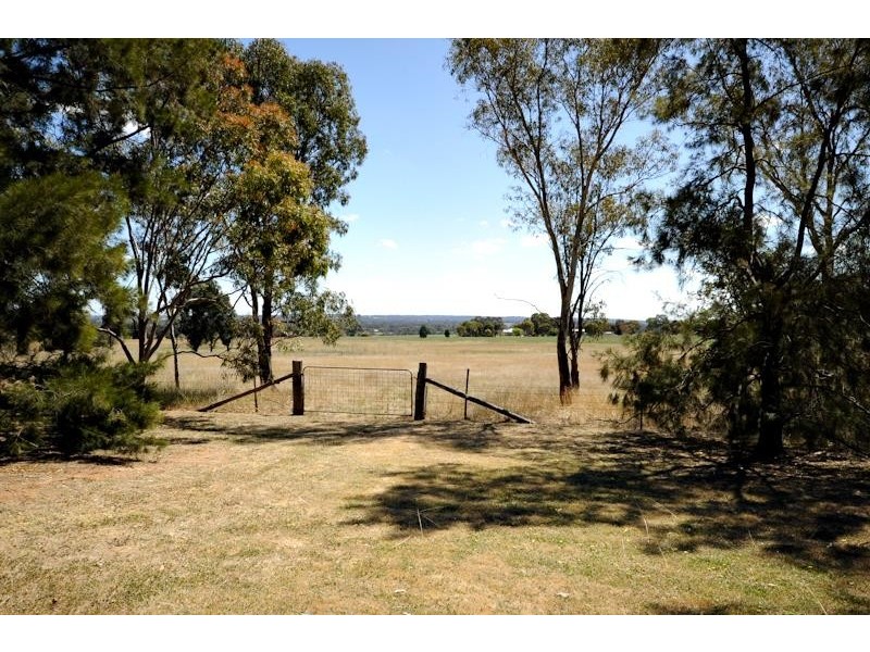 8R Angle Park Rd, Dubbo NSW 2830