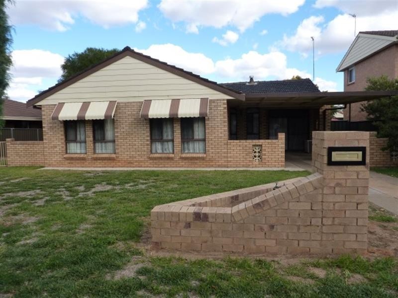 17 Topaz St, Dubbo NSW 2830