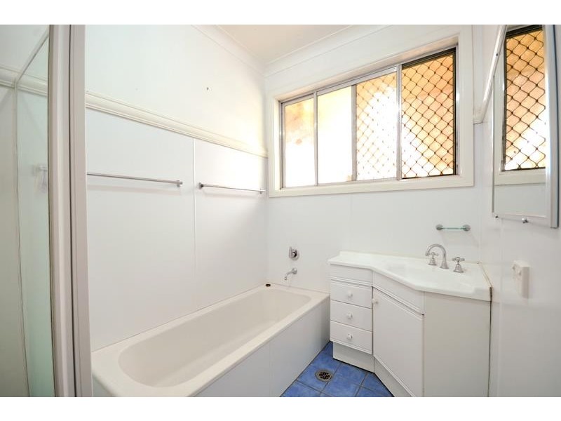 3B Gillis St, Dubbo NSW 2830