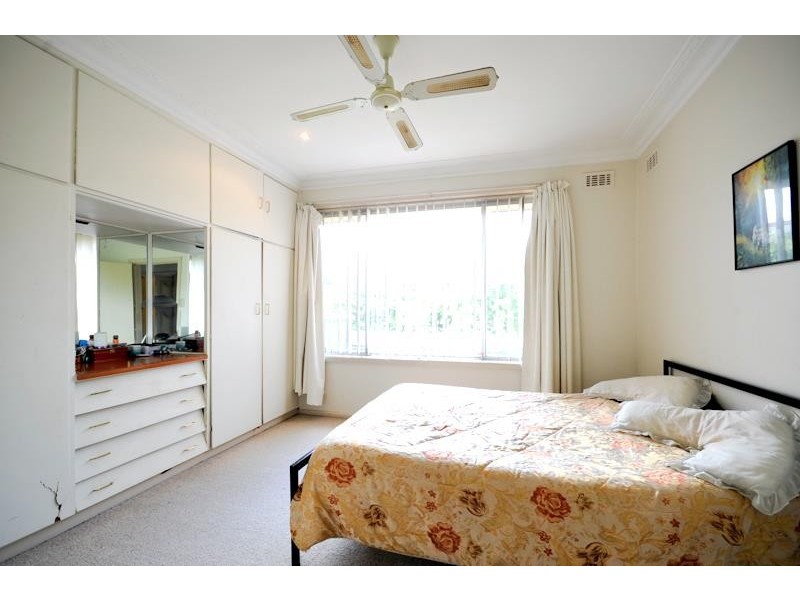 3B Gillis St, Dubbo NSW 2830