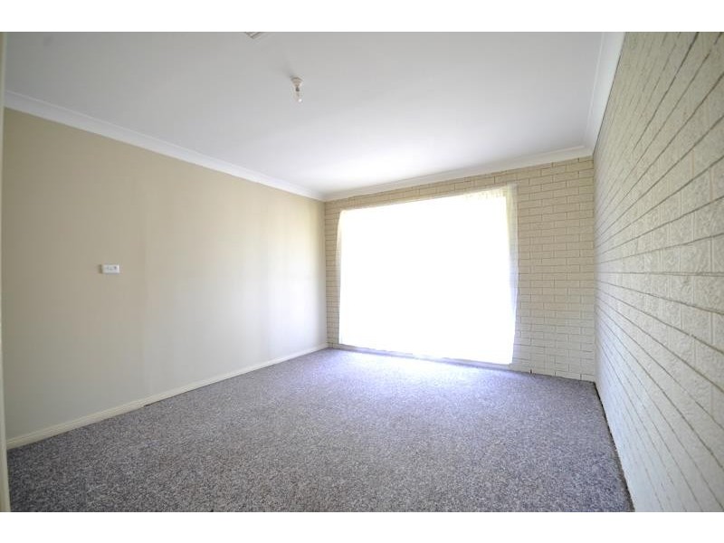 1 Sommerville Pl, Dubbo NSW 2830