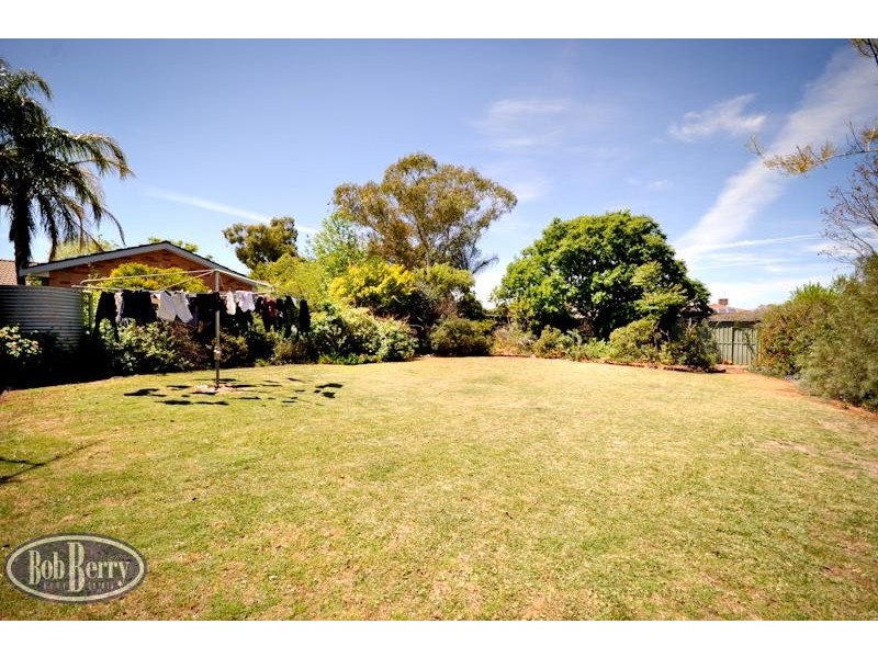 10 Kensington Ave, Dubbo NSW 2830