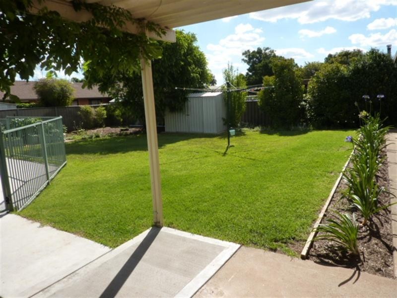 26 Kensington Ave, Dubbo NSW 2830