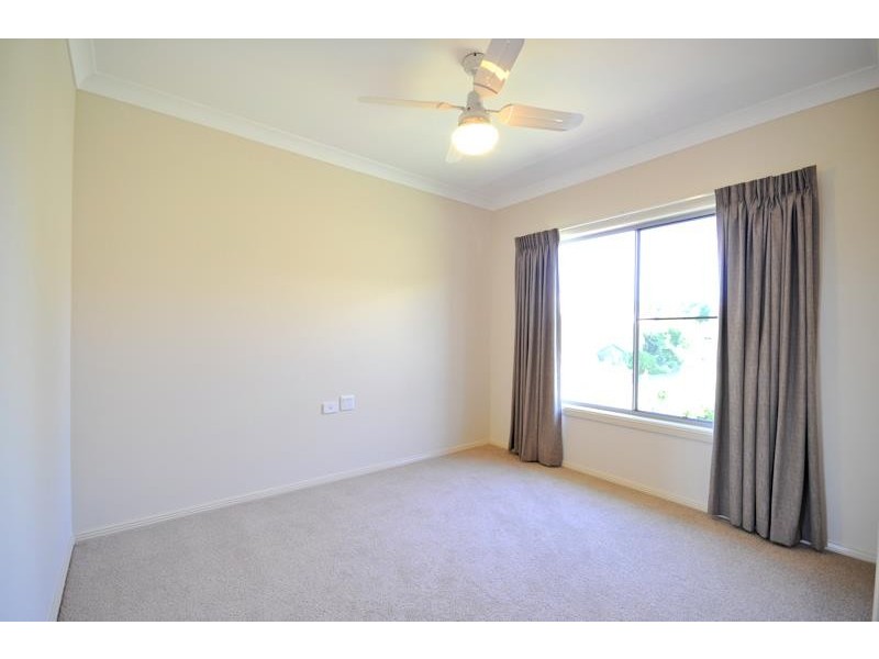 5/2 Glenabbey Dr, Dubbo NSW 2830