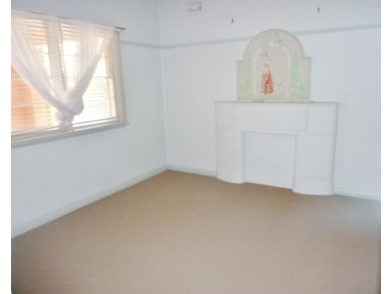 282 Fitzroy St, Dubbo NSW 2830