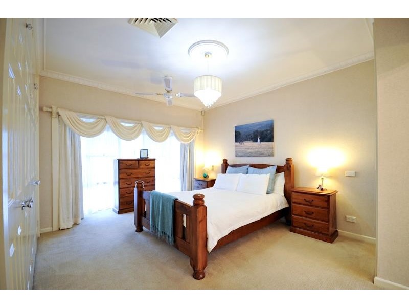 266 Fitzroy St, Dubbo NSW 2830