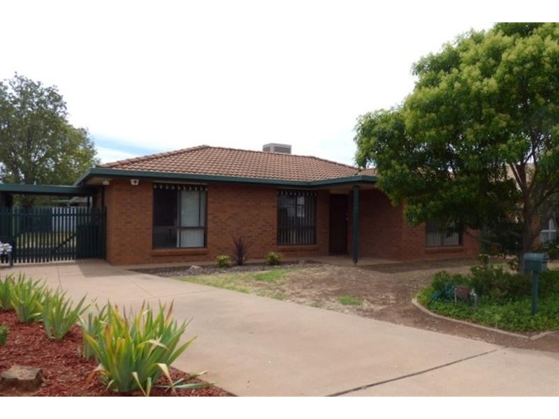 5 Pozieres St, Dubbo NSW 2830