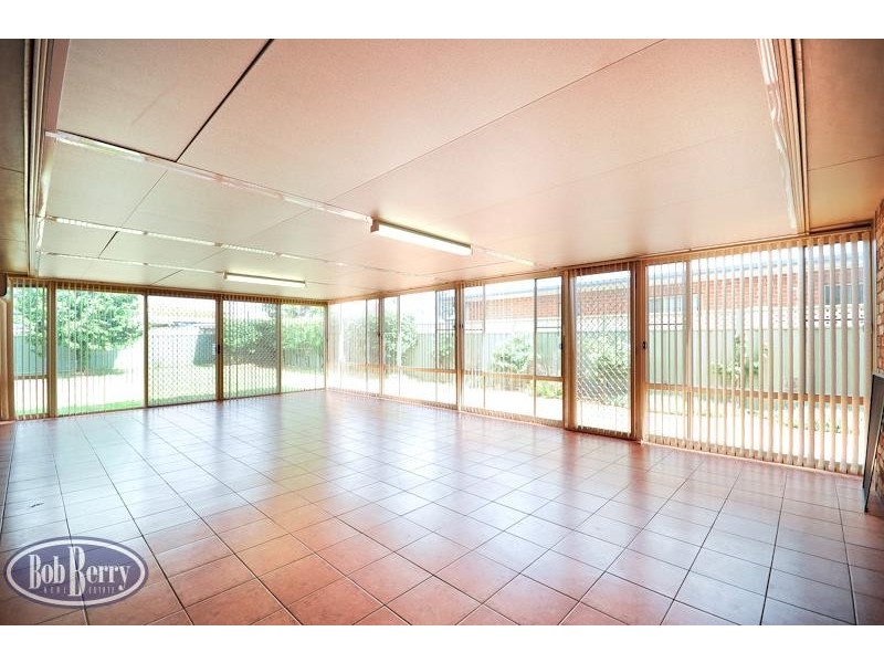 565 Wheelers Lane, Dubbo NSW 2830