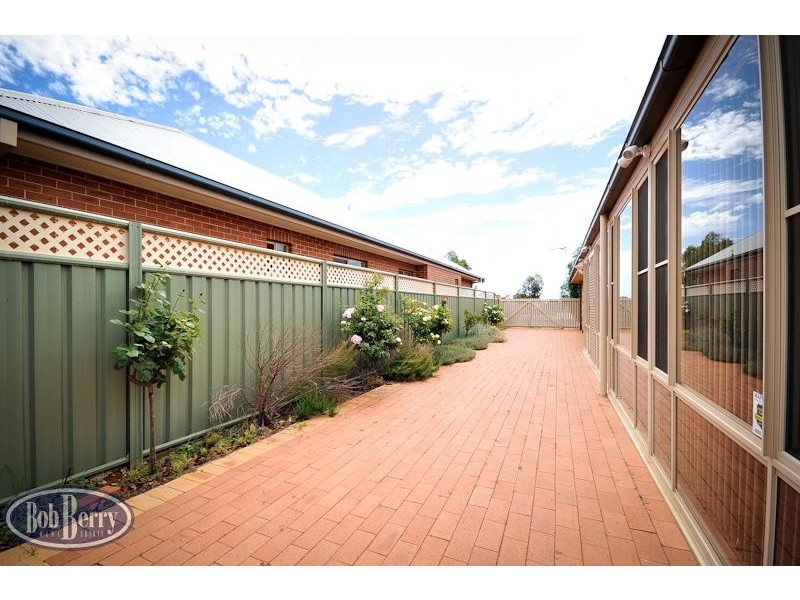 565 Wheelers Lane, Dubbo NSW 2830