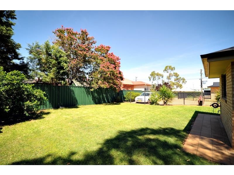 2/36 Dalton St, Dubbo NSW 2830