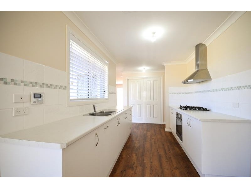 5 Daffodil Ct, Dubbo NSW 2830