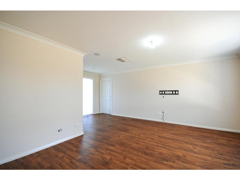 5 Daffodil Ct, Dubbo NSW 2830