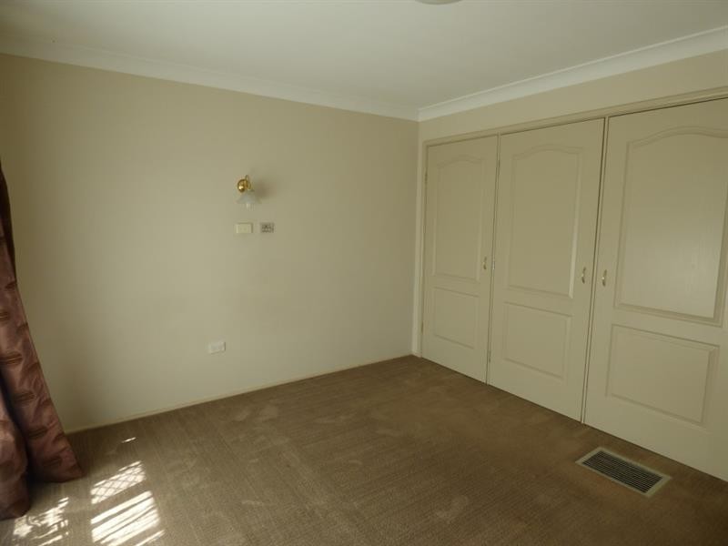 17 Allison St, Dubbo NSW 2830