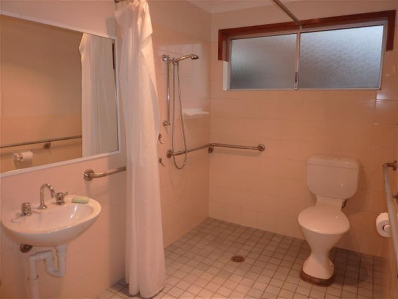 206 Cobra St, Dubbo NSW 2830
