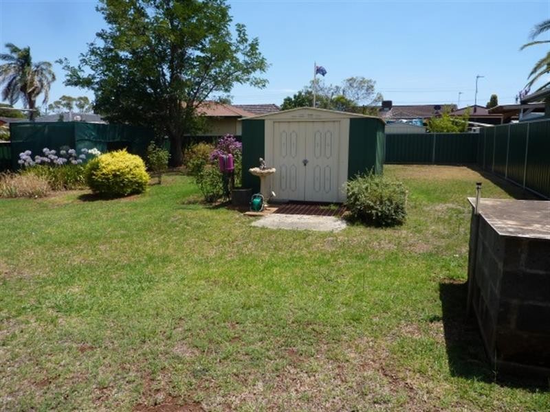 206 Cobra St, Dubbo NSW 2830