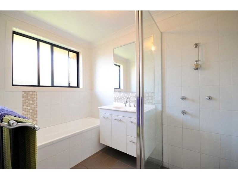 27 Arthur Summons St, Dubbo NSW 2830