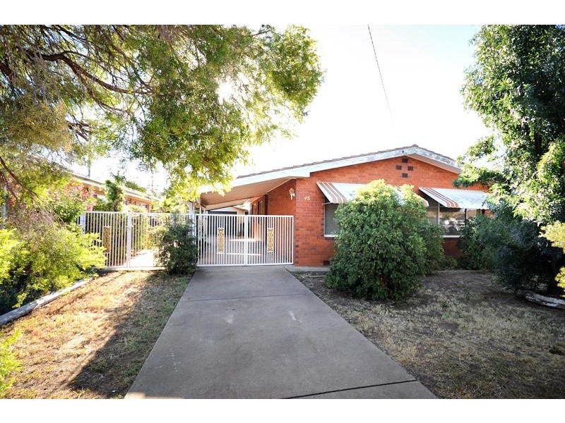 45 Corbett Ave, Dubbo NSW 2830