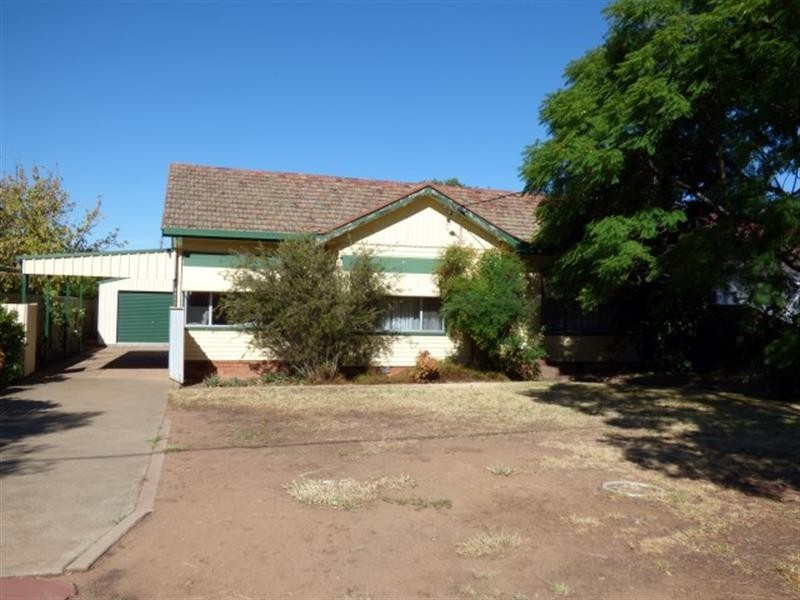 16 Crown  St, Dubbo NSW 2830