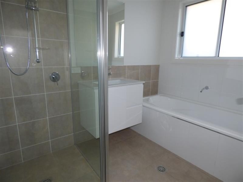 6 Sherrard Cres, Dubbo NSW 2830