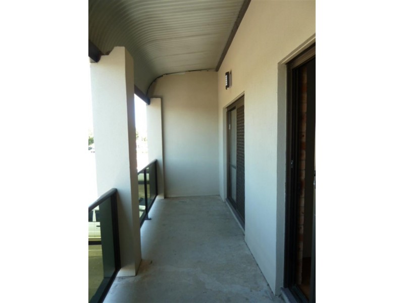2/48 Erskine St, Dubbo NSW 2830