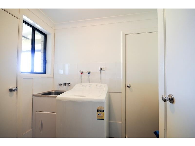 27 Arthur Summons St, Dubbo NSW 2830