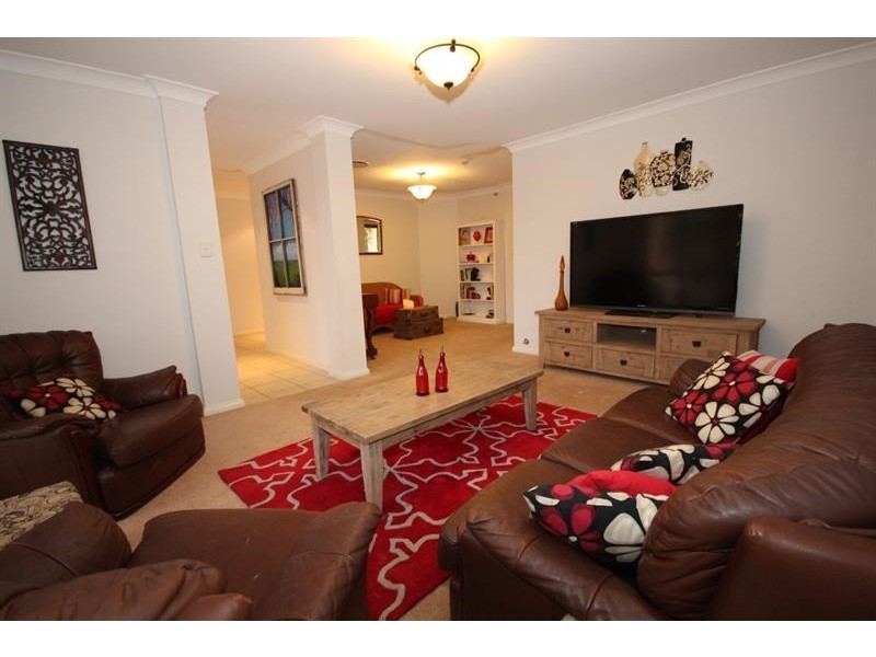 44 Castlereagh Ave, Dubbo NSW 2830