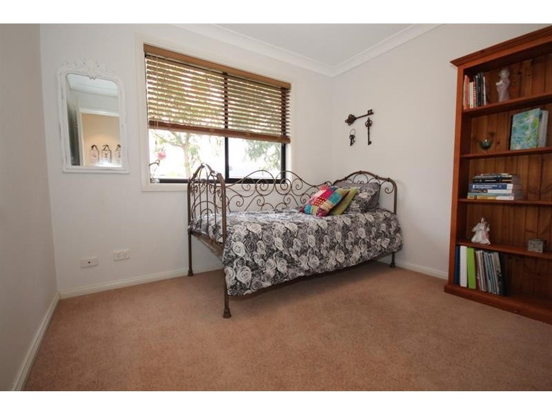 44 Castlereagh Ave, Dubbo NSW 2830