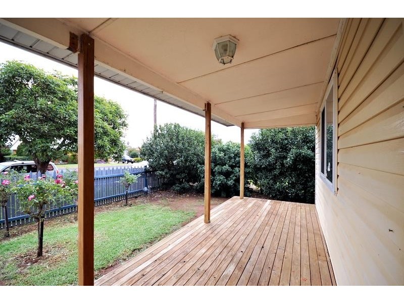 58 North St, Dubbo NSW 2830