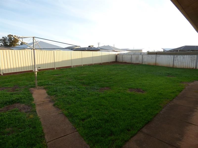 13 Burge Pl, Dubbo NSW 2830