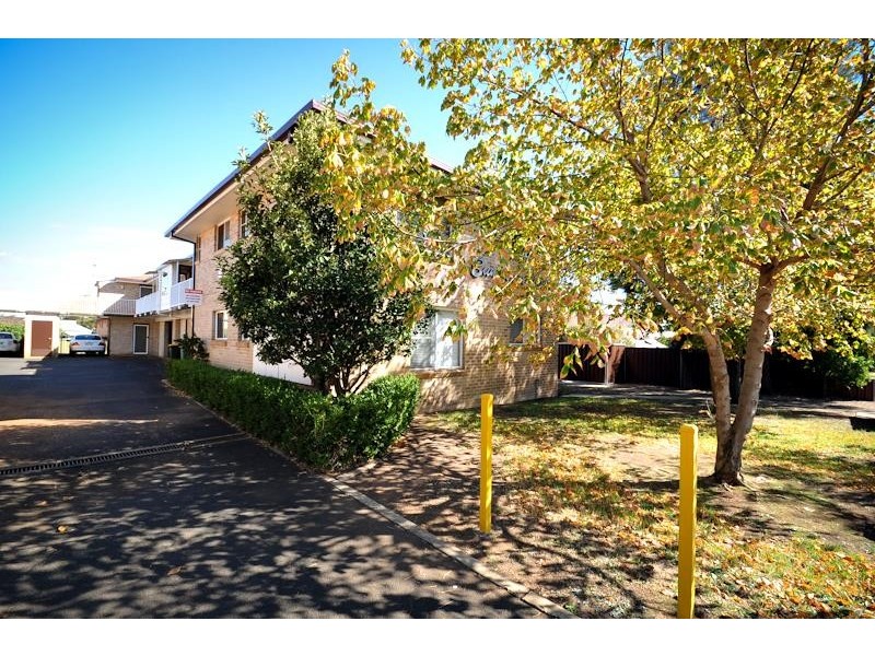2/7-9 Jubilee St, Dubbo NSW 2830