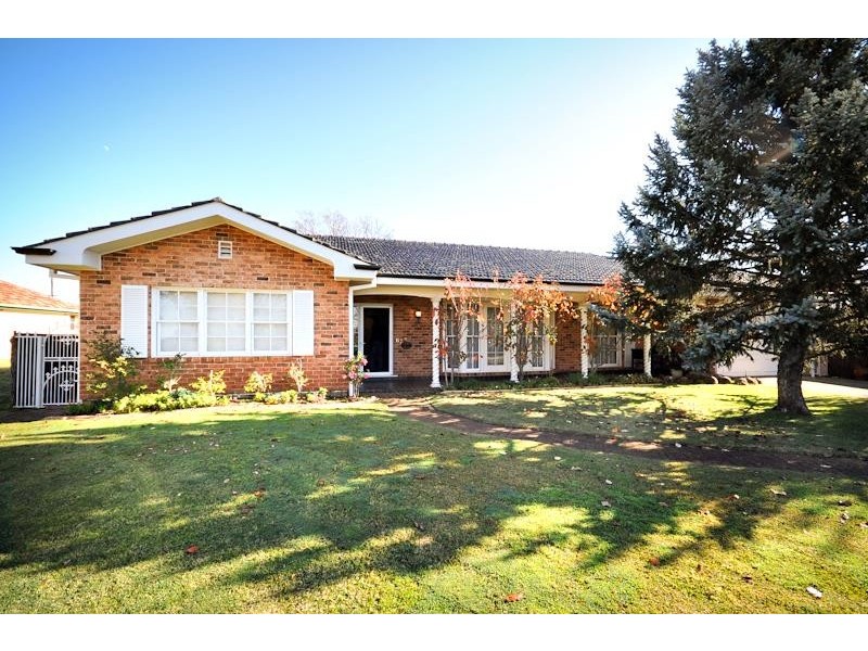 67 Stonehaven Ave, Dubbo NSW 2830