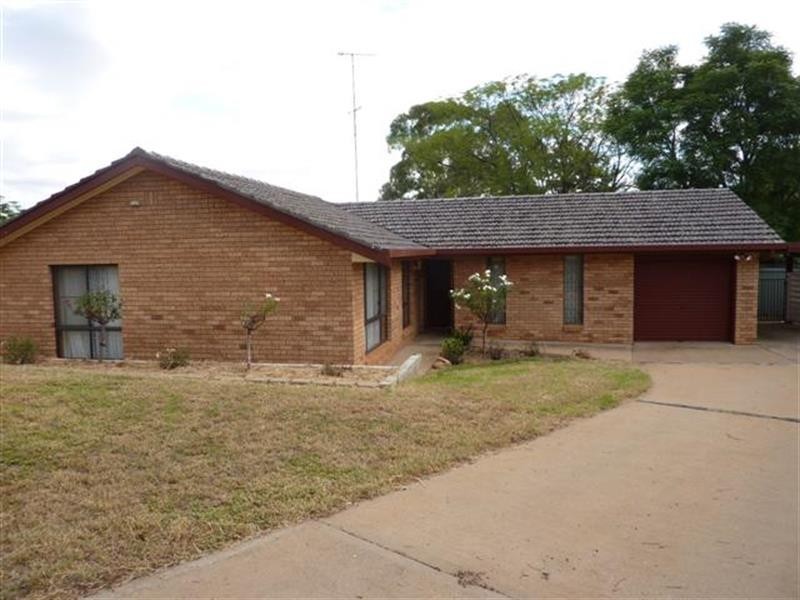 5  Mulga  Ct, Dubbo NSW 2830