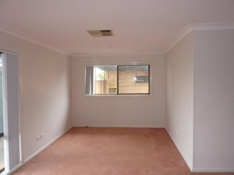 2 Page Ave, Dubbo NSW 2830