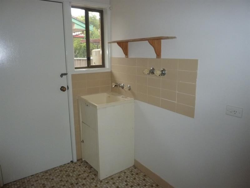 2 Page Ave, Dubbo NSW 2830