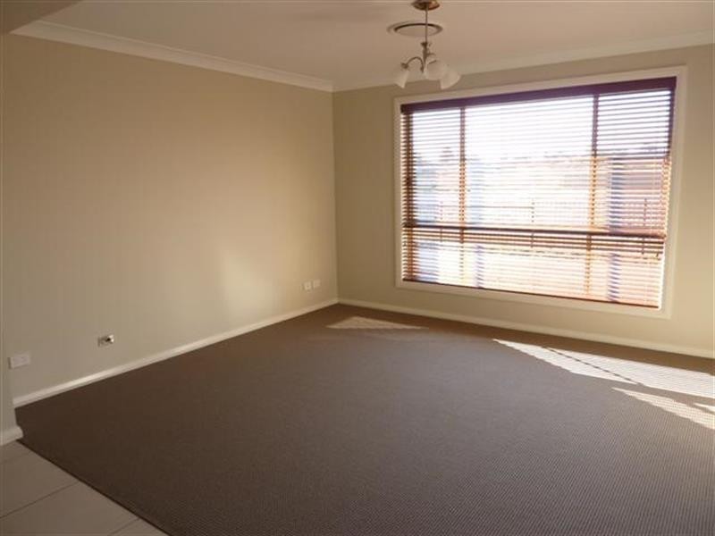 26 Glenshee Cl, Dubbo NSW 2830
