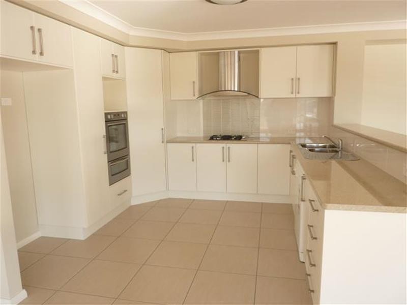 26 Glenshee Cl, Dubbo NSW 2830