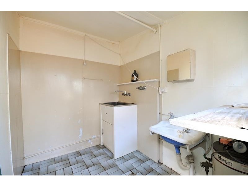 137 Wingewarra St, Dubbo NSW 2830